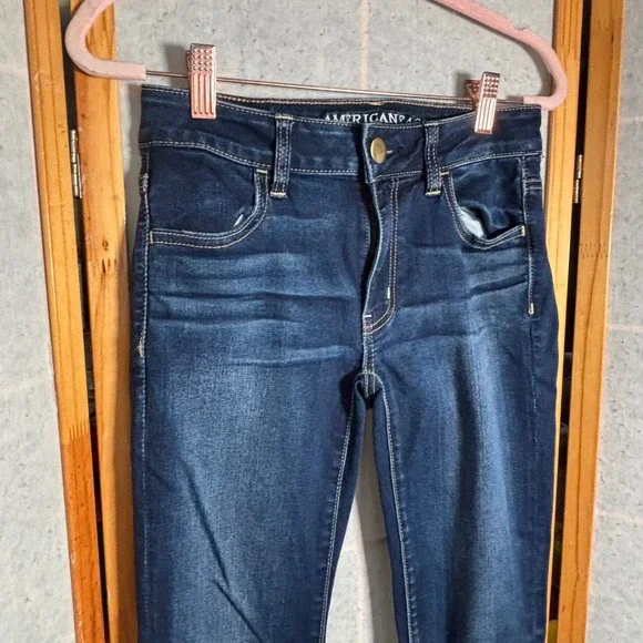 American Eagle Outfitters Women Jeans Dark Wash Skinny Fit Stretch Denim Size 4 - Picture 2 of 10